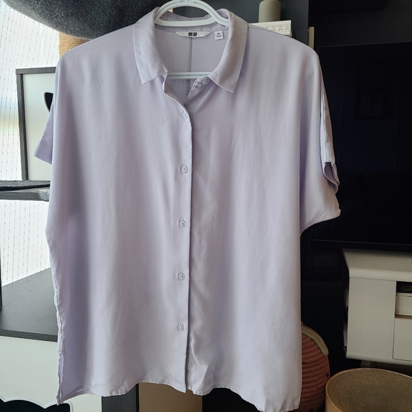 Uniqlo lilac buttondown blouse - Picture 1 of 6